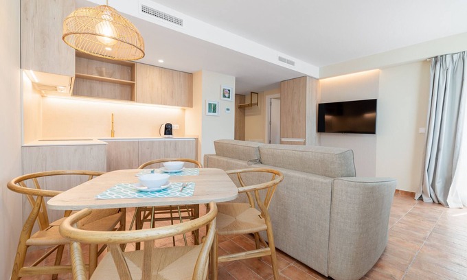 Ciutat de les Arts i les Ciencies Apartamento | APARTAMENTOS LAS CIENCIAS H. WIFI+ AIRE ACONDICIONADO+BALCON