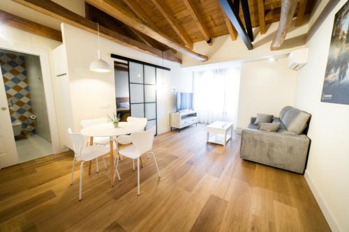 Leon Apartamento | Apartamentos Mk77 León- Cantareros