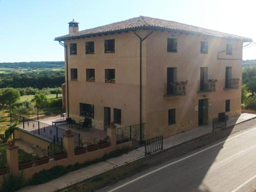 Radiquero Apartamento | Apartamentos Rurales Rad Icarium