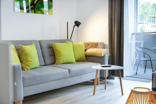Kudowa Zdroj Apartamento | APARTAMENTY "LA VILLA" SUITE z salonem, 1 sypialnią, tarasem, parkingiem, blisko centrum