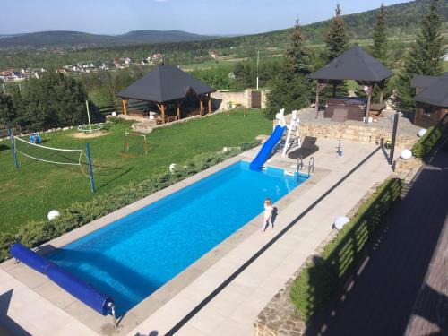 Krajno Pierwsze Apartamento | Apartamenty Pod Łysicą & SPA - przy stoku, basen, jacuzzi, sauna
