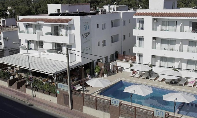Sant Antoni de Portmany Apartamento | Aparthotel Fleming 50 - Adults Only