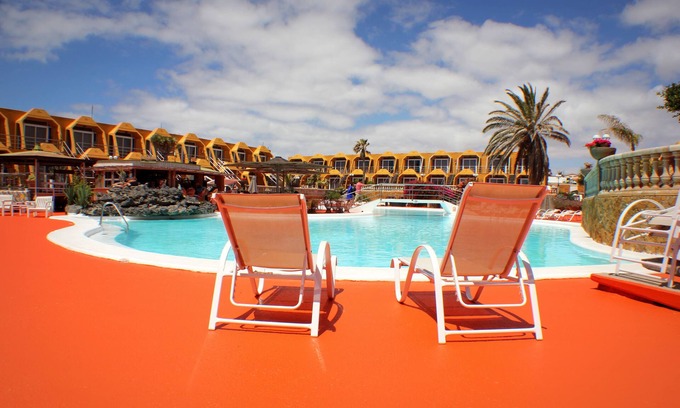 Caleta de Fuste Apartamento | Aparthotel la Piramide