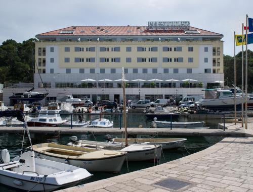 Makarska Old Town Hotel | Aparthotel Miramare