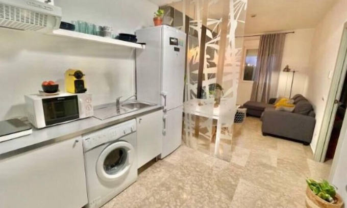 Bormujos Apartamento | ApartHouse® piscina, parking, wifi y mucho mas!