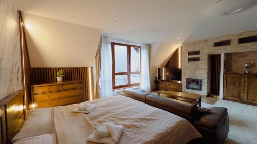 Tatranska Lomnica Apartamento | Apartmán de luxe s výhľadom na Lomnický štít