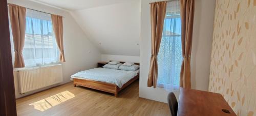 Kraluv Dvur Apartamento | Apartmán v Královském Údolí