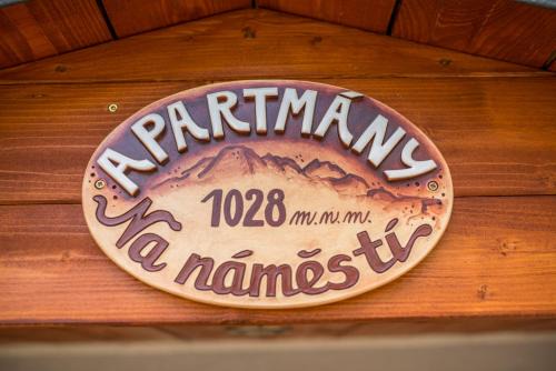 Bozi Dar Apartamento | Apartmány Na náměstí