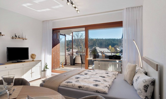 Schoenwald Apartamento | Apartamento 'Fw Moonlight Mit Sauna, Schwimmbad' con vistas a la montaña, balcón y Wi-Fi