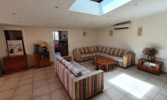 Saintes-Maries-de-la-Mer Apartamento | Apartment, air conditioning, parking, terrace