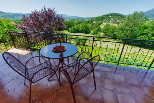 Ajdovscina Apartamento | Apartma Kapitanovše