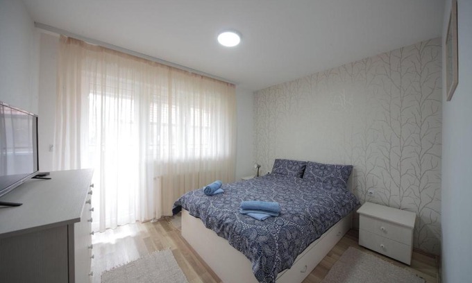 Jagodina Apartamento | Apartman DIAMOND-LUX
