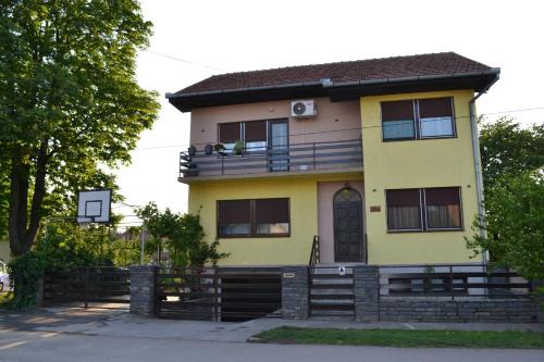 Sombor Apartamento | Apartman Gluhović