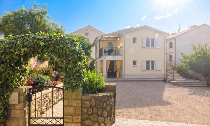Milcetici Apartamento | APARTMAN IVONA NA 1. KATU