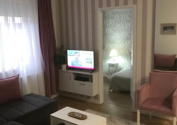 Grbavica Apartamento | Apartman Kristina FREE parking