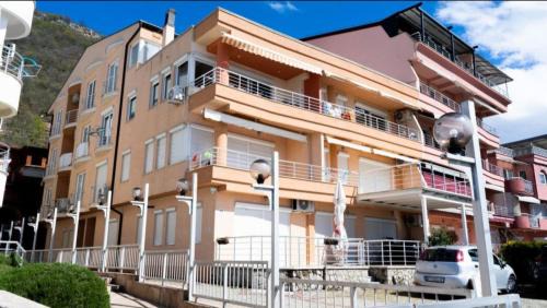 Elshani Apartamento | Apartman Mila