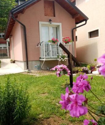 Vrdnik Apartamento | Apartman TAJNA Vrdnik