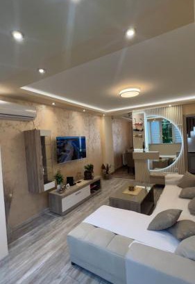 Arandelovac Apartamento | Apartman Trg Lux