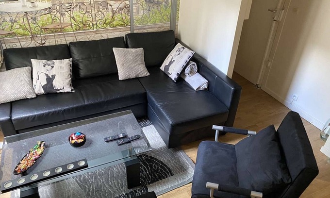 Arts-et-Metiers Apartamento | Apartman u Centru Pariza, Pogodan za Parove ili Porodice , u Tihoj Zgradi
