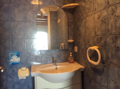 Ustrine Apartamento | Apartman Ustrine