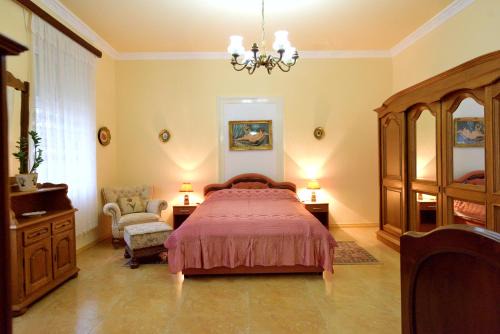 Kikinda Apartamento | Apartman Vila Milica
