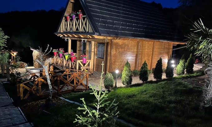 Vrdnik Casa | Apartmani Joka i Drvene kucice