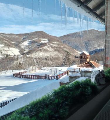 Mladenovac Apartamento | Apartmani Ružina staza