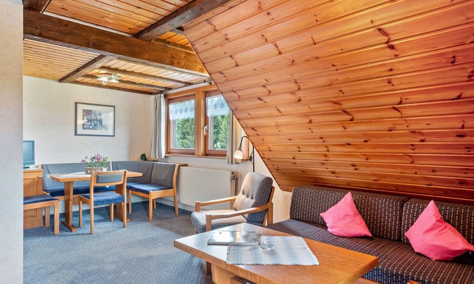 Schonach im Schwarzwald Apartamento | Apartamento 'Rehblick' con jardín compartido y Wi-Fi