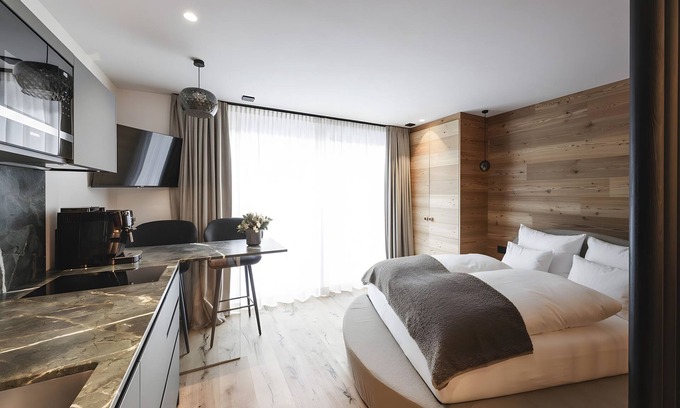 Mareo Apartamento | Apartment 'Terre71 Sorpresa' with Mountain View, Private Garden and Wi-Fi