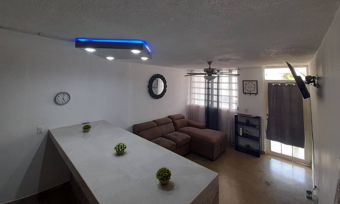 Quebrada Fajardo Apartamento | Apartment 1 min from shopping center and 10 from the beaches