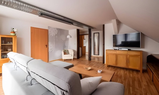 Großraschen Apartamento | Apartamento '1' con terraza compartida, jardín privado y Wi-Fi