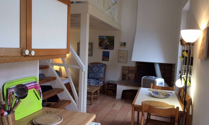 Porquerolles Apartamento | Apartment 100m from Porquerolles square. Quiet, close to shops
