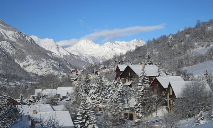 Saint-Chaffrey Apartamento | Apartamento 2-4 PERSONAS - Serre Chevalier 1350 m - VISTAS agradable en el MONTANA