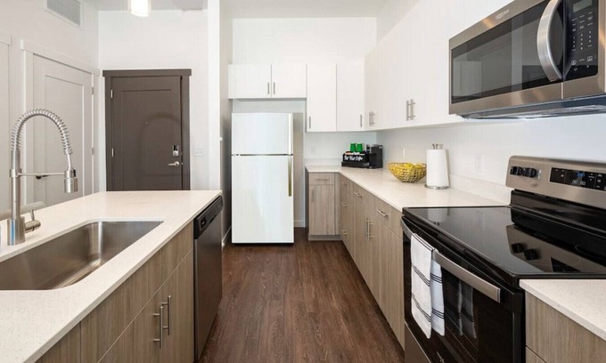 North Salt Lake Apartamento | Apartment 2107 · Luxury style 1 bed 1 bath apartment