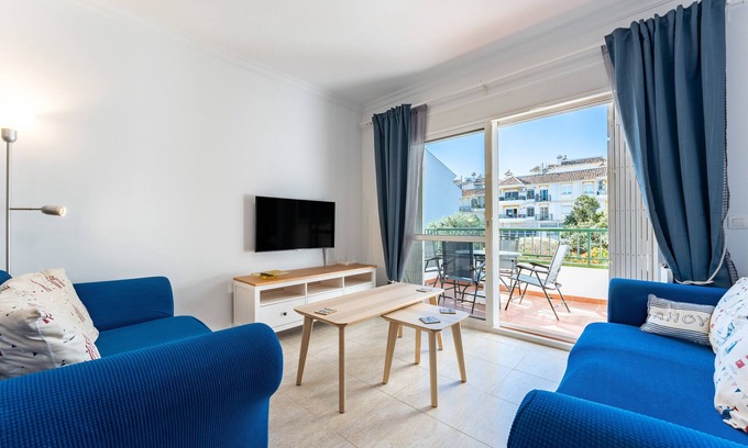 La Cala de Mijas Apartamento | Apartamento '234 Parque Playa La Cala' con piscina compartida, Wi-Fi y aire acondicionado