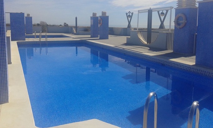 L'Eucaliptus Apartamento | Apartamento 2H CON PISCINA EN EL DELTA DEL EBRO( URBANIZACION EUCALIPTUS)