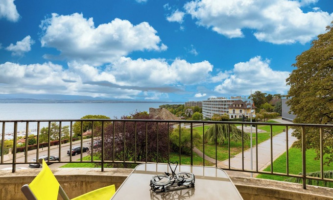Thonon-les-Bains Apartamento | Apartamento '2p au Belvédère' con vistas al lago y balcón