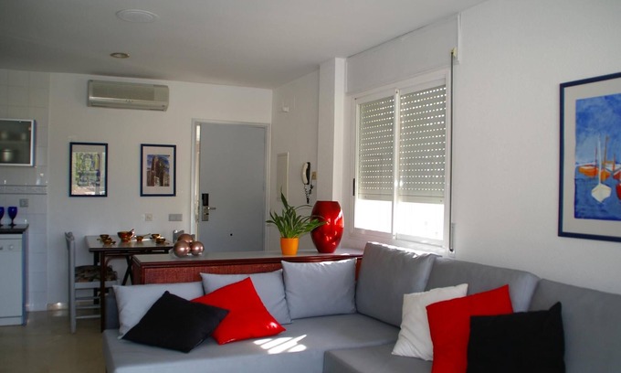 L'Estartit Apartamento | APARTAMENTO (3 ADULTOS + 2 NIÑOS) VISTA PISCINA