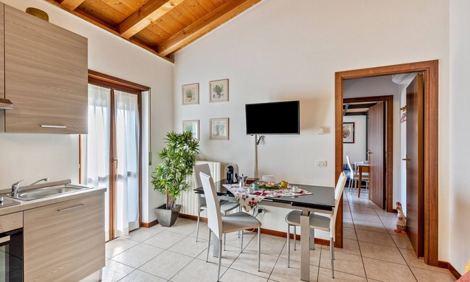 Valeggio sul Mincio Apartamento | Apartamento '38' con terraza y balcón compartidos