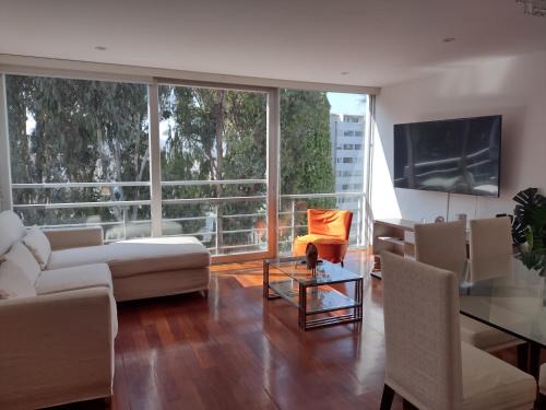 Esquivel Apartamento | Apartment 4 Rent - Av. San Borja Norte Cdra 7