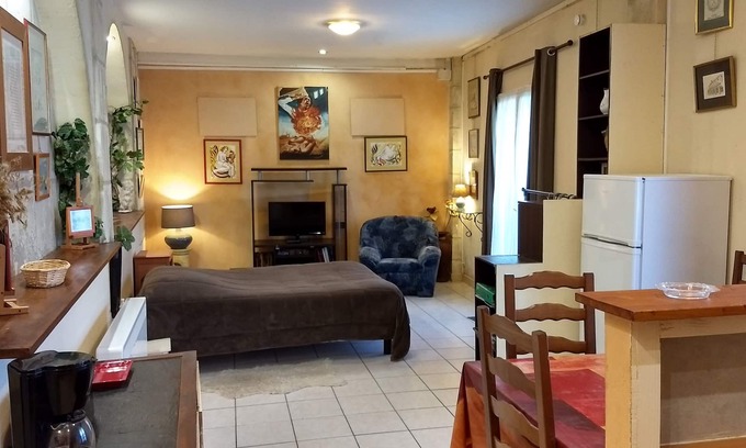Saumur Apartamento | Apartamento de 40m2 planta baja, cerca del centro de Saumur