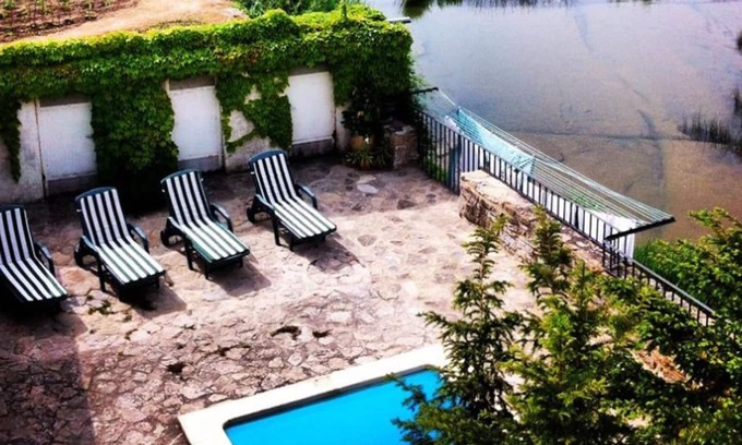 Ibero Cabaña | Apartamento (6+3 pax) con vistas al río y piscina. A 10 minutos de Pamplona.