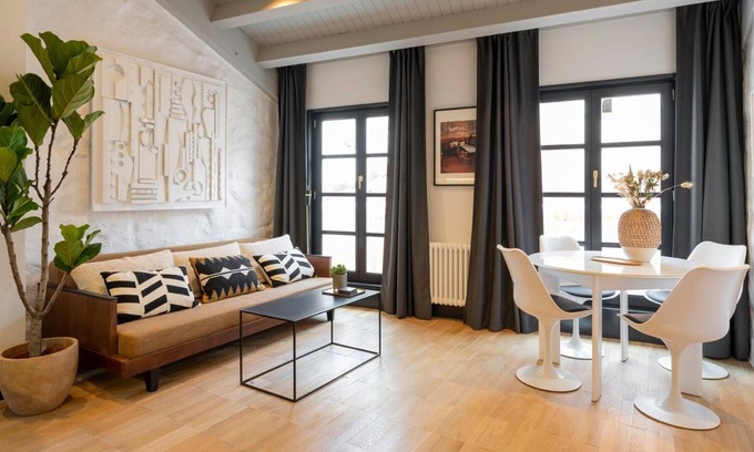 La Coruna Apartamento | Apartment A Coruña, 2 bedrooms, 6 persons
