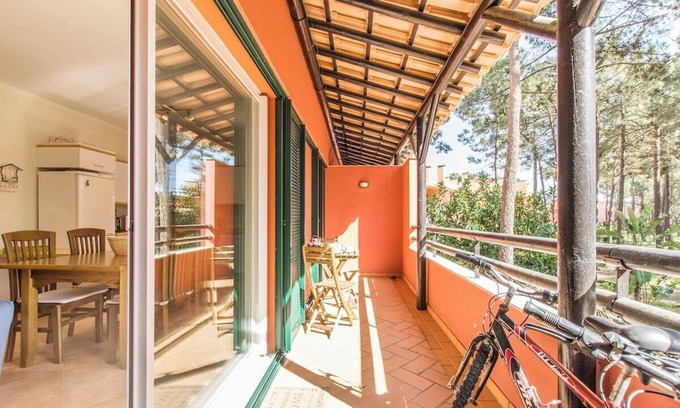 Charneca de Caparica e Sobreda Apartamento | Apartment Anibal - Lovely Apartment in Aroeira Golf Resort by Allure Villas