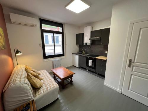 Saintes Apartamento | Apartment - Abbaye aux Dames, reserved parking