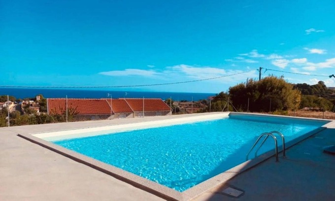 Castelsardo Apartamento | Apartment 'Ad Occhi Aperti' with Sea View, Wi-Fi and Air Conditioning