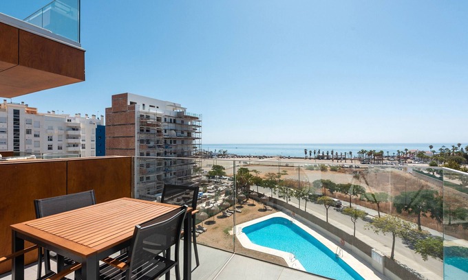 Torre del Mar Apartamento | Apartamento 'Adhara 053' con vistas al mar, Wi-Fi y aire acondicionado