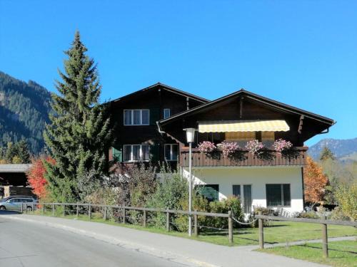Lenk Apartamento | Apartment Aegertenstrasse 10 by Interhome