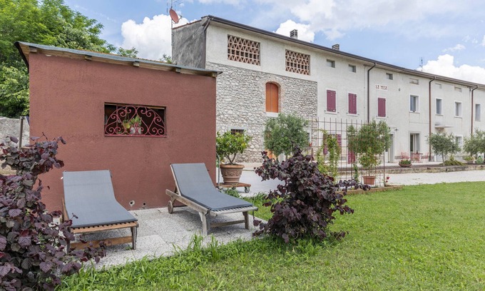 Sona Apartamento | Apartamento 'Agriturismo Tenuta Corte Tese' con jardín compartido y aire acondicionado