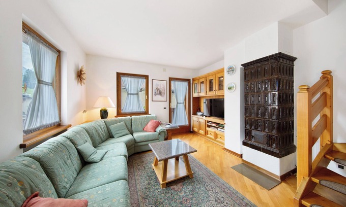 Vodo Cadore Apartamento | Apartamento 'Al Pelmo A Vinigo' con vistas a la montaña, terraza privada y Wi-Fi